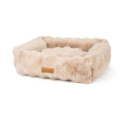 Scruffs Alpine Box Bed Champagne M 60×50 cm | Luxe honden- en kattenmand